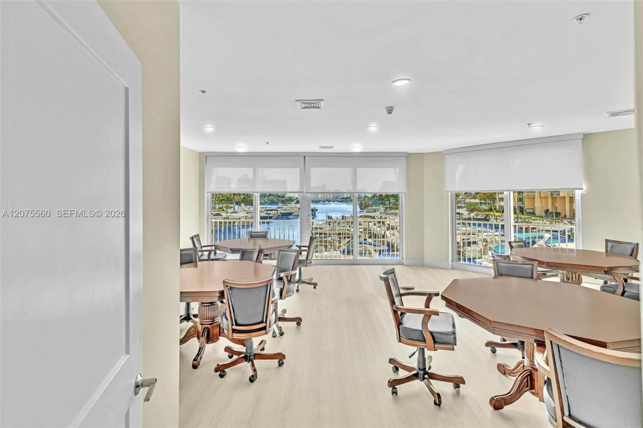 3370 Hidden Bay Dr, Unit 815, Aventura, FL 33180 Photo