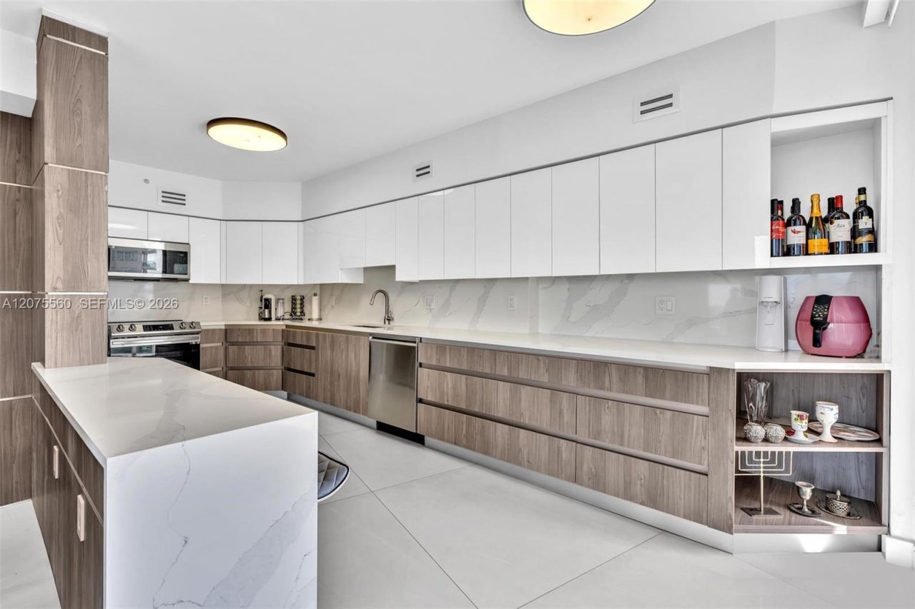 3370 Hidden Bay Dr, Unit 815, Aventura, FL 33180 Photo