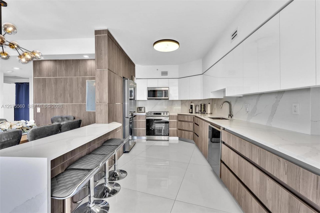 3370 Hidden Bay Dr, Unit 815, Aventura, FL 33180 Photo