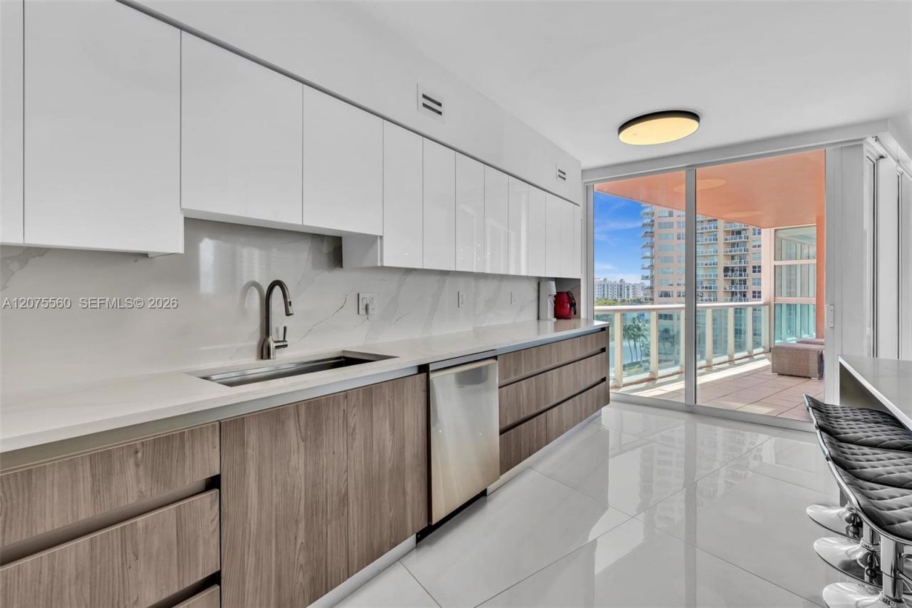 3370 Hidden Bay Dr, Unit 815, Aventura, FL 33180 Photo