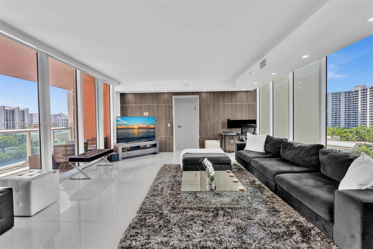 3370 Hidden Bay Dr, Unit 815, Aventura, FL 33180 Photo