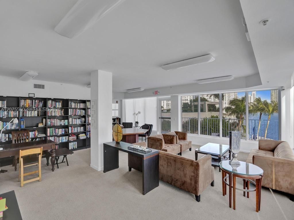 3370 Hidden Bay Dr , Unit 815, Aventura, FL 33180 Photo