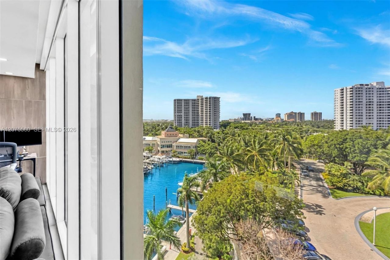3370 Hidden Bay Dr, Unit 815, Aventura, FL 33180 Photo
