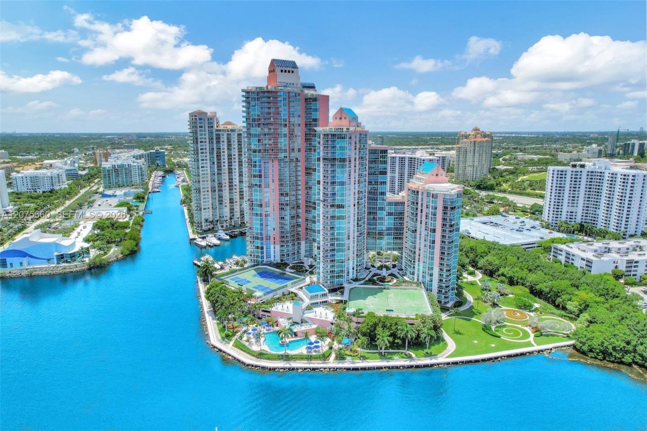 3370 Hidden Bay Dr , Unit 815, Aventura, FL 33180 Photo