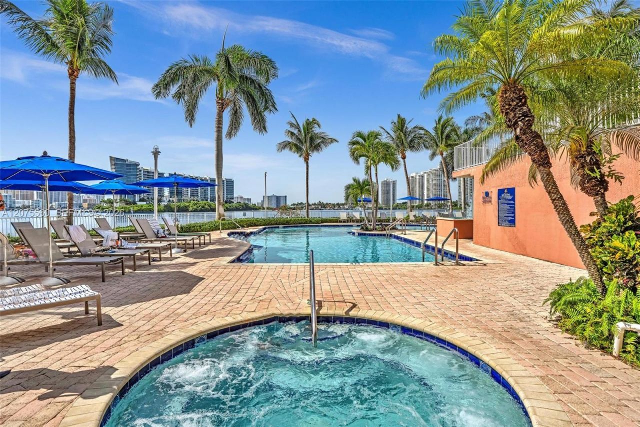 3370 Hidden Bay Dr, Unit 815, Aventura, FL 33180 Photo