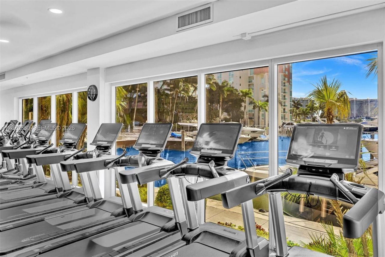 3370 Hidden Bay Dr, Unit 815, Aventura, FL 33180 Photo