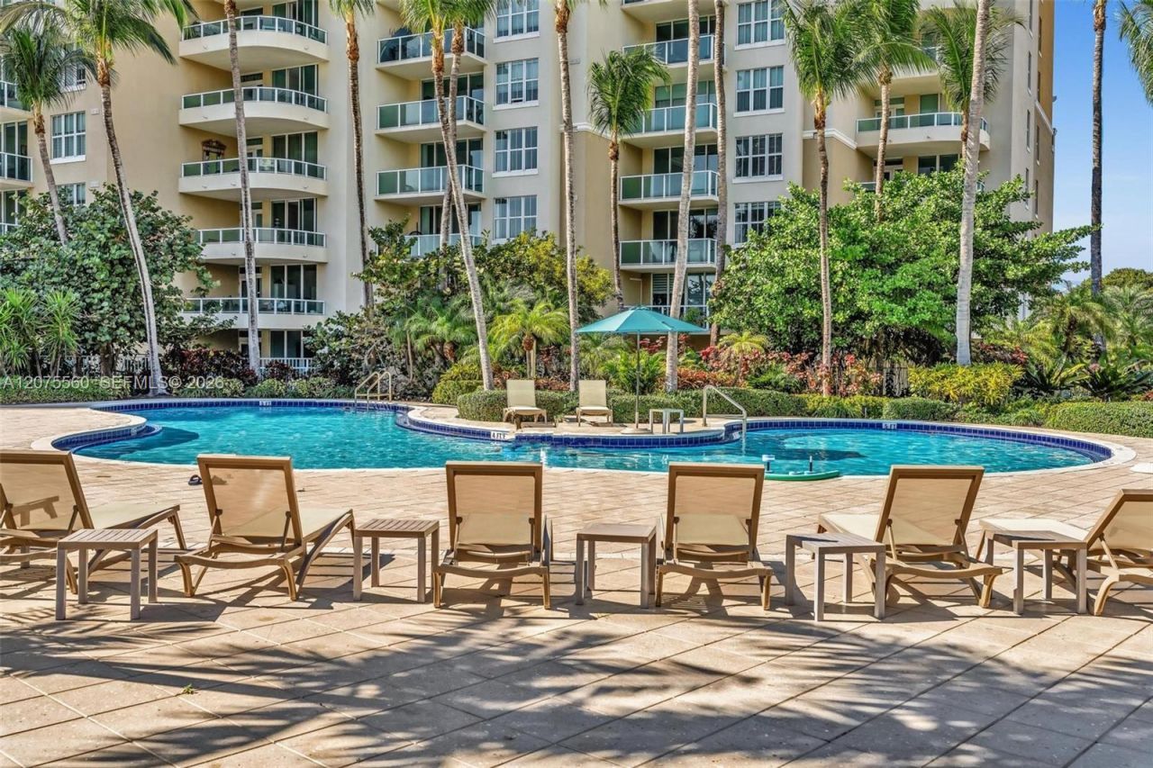 3370 Hidden Bay Dr, Unit 815, Aventura, FL 33180 Photo