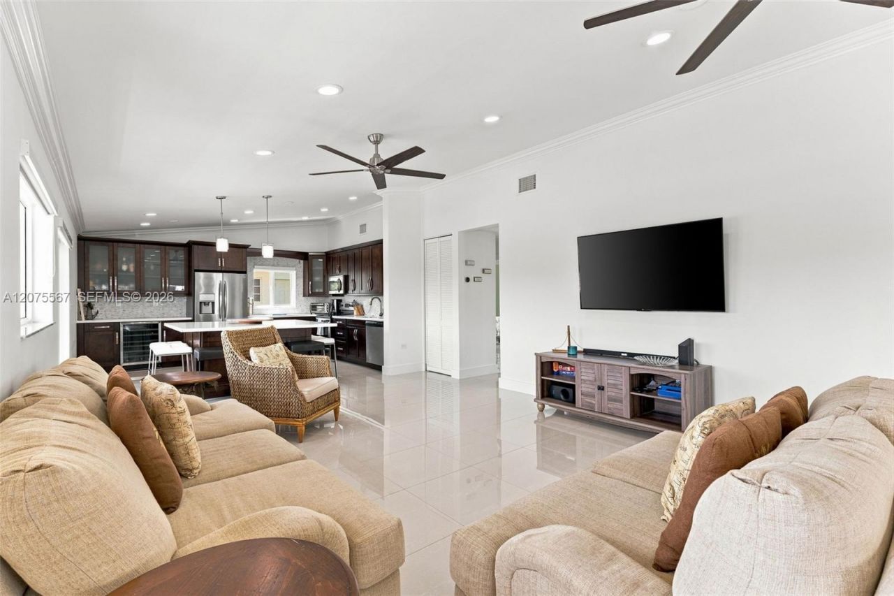 203 Gulfview Dr, Islamorada, FL 33036 Photo