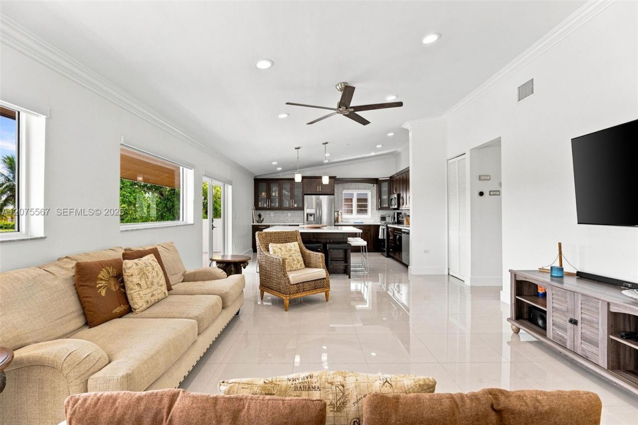 203 Gulfview Dr, Islamorada, FL 33036 Photo