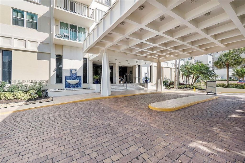 1900 S Ocean Blvd , Unit 14L, Lauderdale by the Sea, FL 33062 Photo