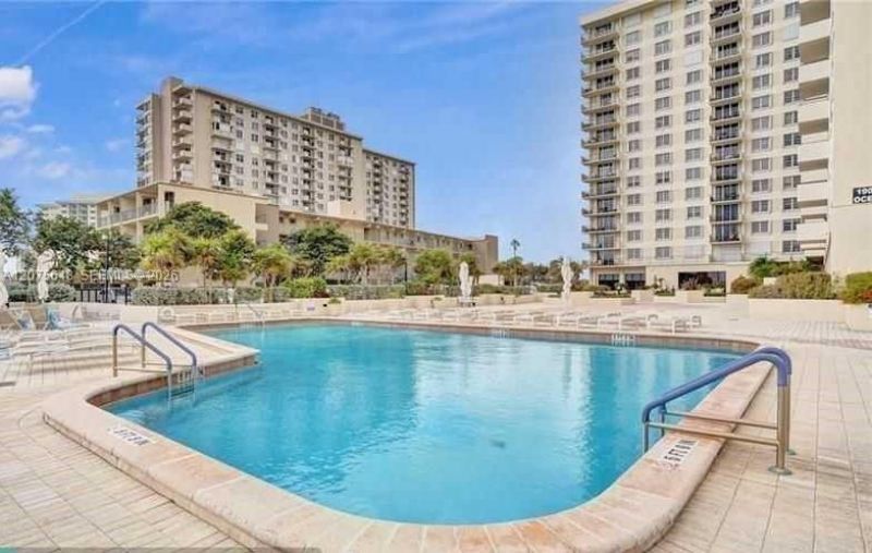 1900 S Ocean Blvd , Unit 14L, Lauderdale by the Sea, FL 33062 Photo