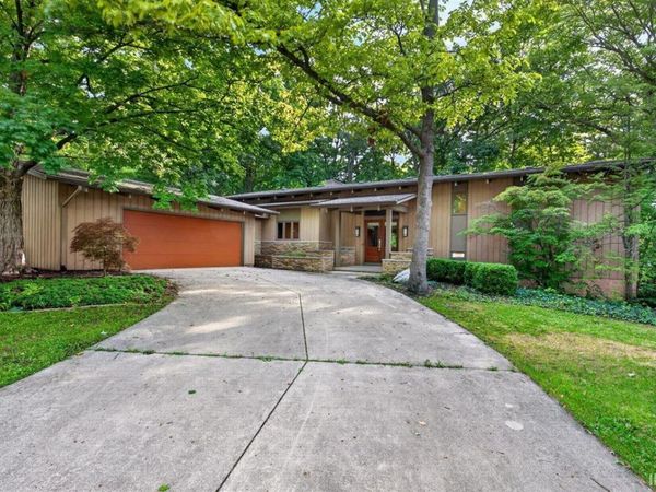 220 Pawnee Drive, West Lafayette, IN 47906