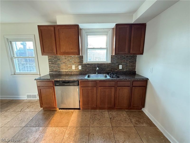 4018 Bushnell Road , University Heights, OH 44118 Photo 11