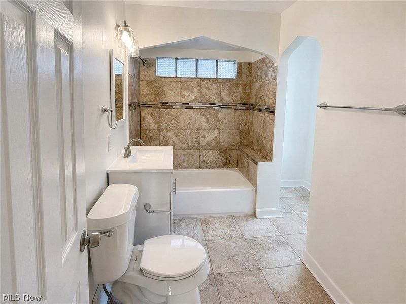 4018 Bushnell Road , University Heights, OH 44118 Photo 20