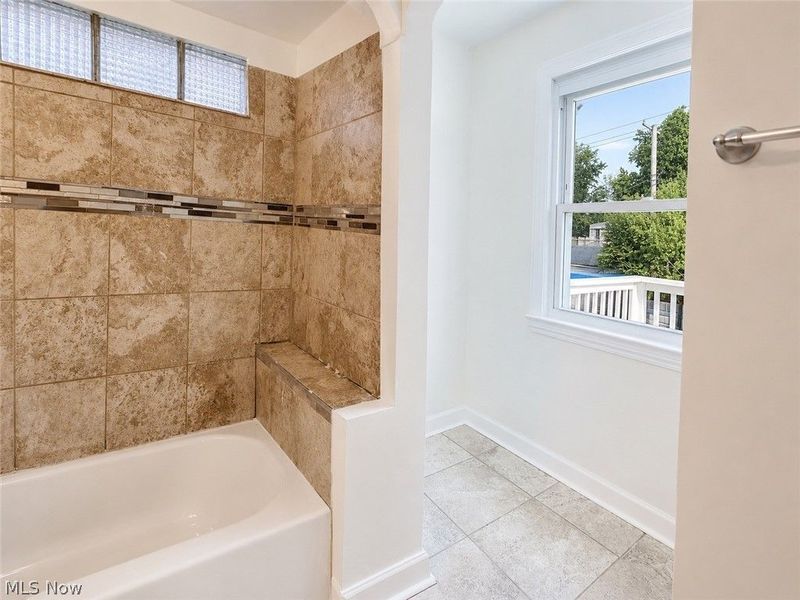 4018 Bushnell Road , University Heights, OH 44118 Photo 21