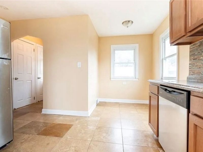 4018 Bushnell Road , University Heights, OH 44118 Photo 8