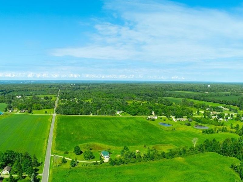 Chippewa Rd/Friendsville Rd. , Medina, OH 44256 Photo 3