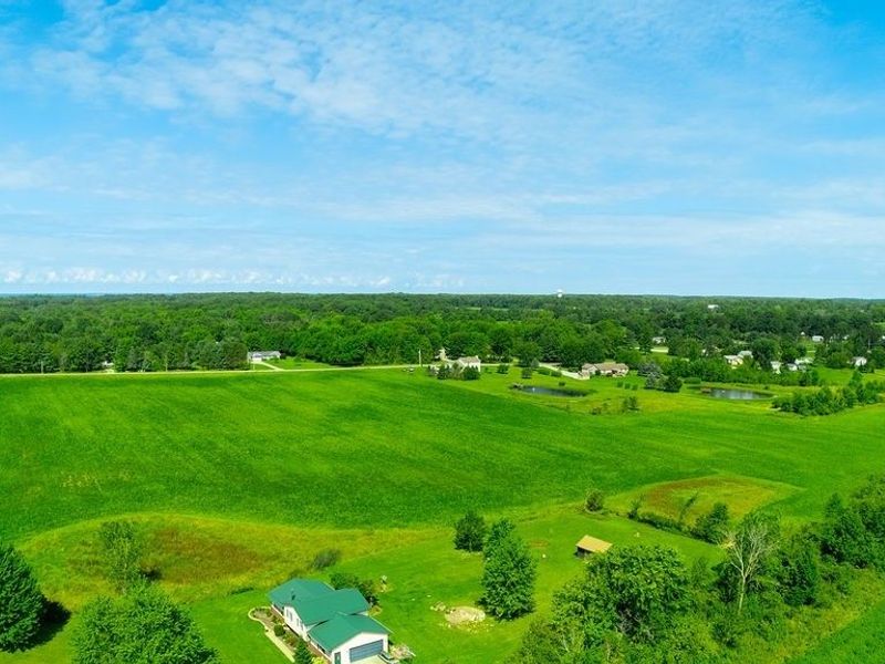 Chippewa Rd/Friendsville Rd. , Medina, OH 44256 Photo 7