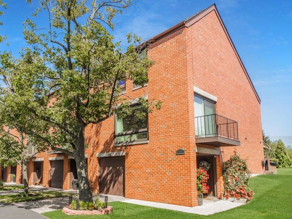 Glenview, IL 60025