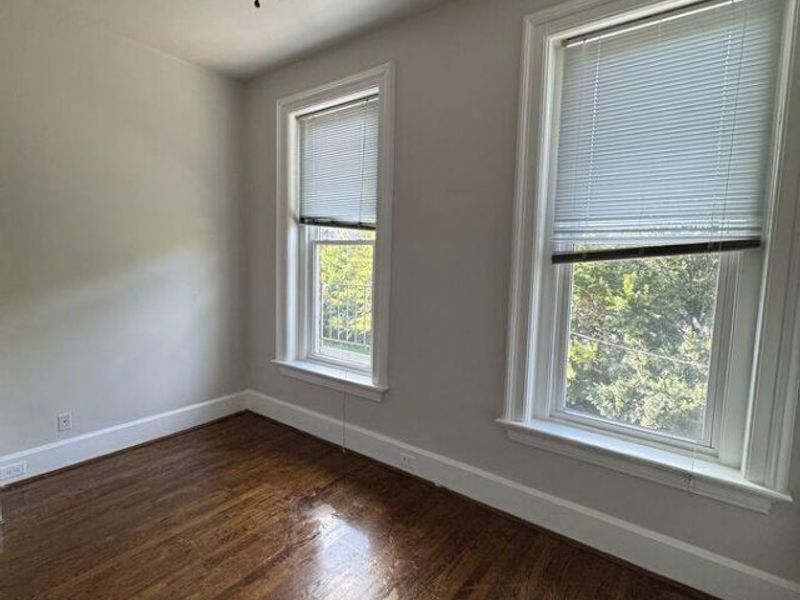 112 E Mcmillan Street, Cincinnati, OH 45219 Photo 8
