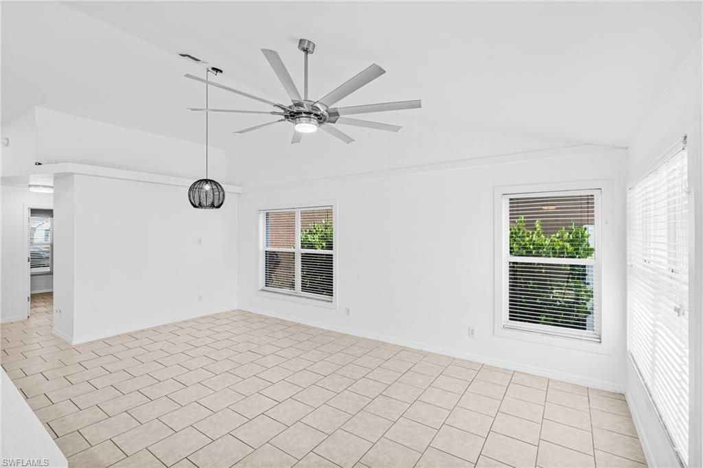 15064 Cloverdale Dr, Fort Myers, FL 33919 Photo