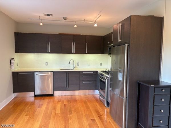 268 Main St, Unit 1, Unit 1, Madison, NJ 07940
