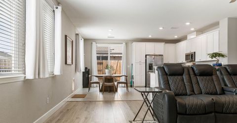1136 Chalk Bluff Drive, Carson City, NV 89701 Photo
