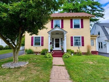 649 Parkway E, Utica, NY 13501