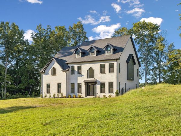 107 Miramare Way, Adams, TN 37010