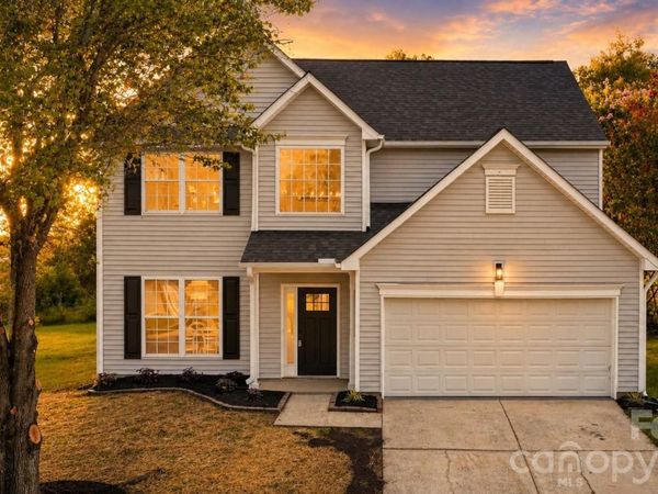 232 Wrayhill Drive, Charlotte, NC 28262