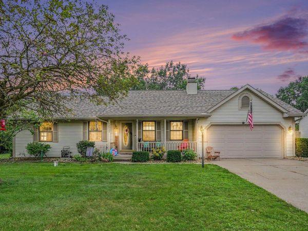 52979 Red Fox Trail, South Bend, IN 46628