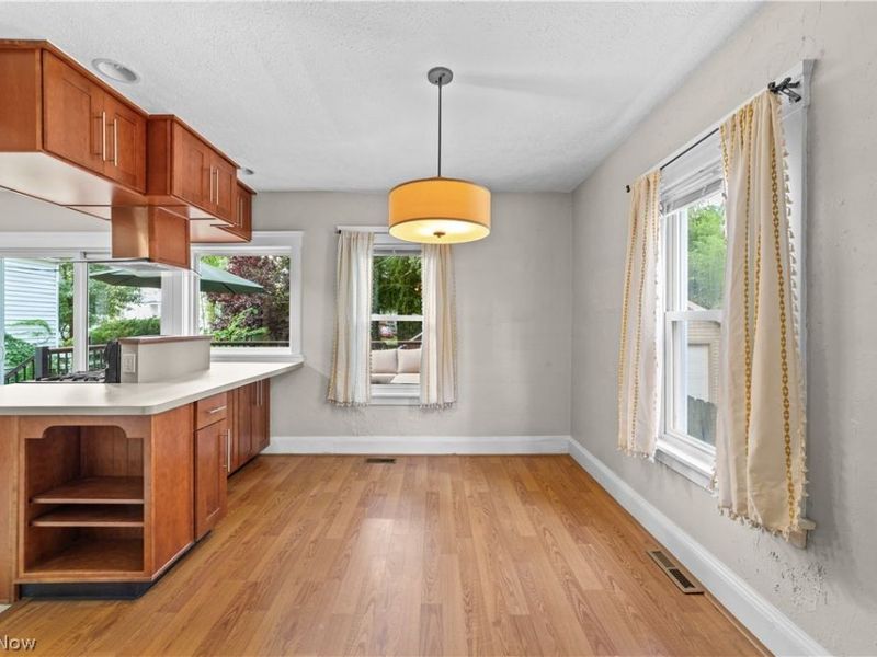 1338 W 64 Street , Cleveland, OH 44102 Photo 8