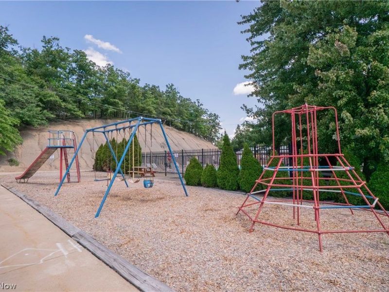 6478 State Road, Unit G12, Parma, OH 44134 Photo 40