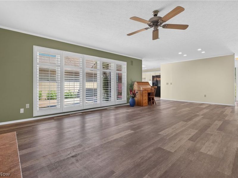 33066 Cedar Branch Circle, North Ridgeville, OH 44039 Photo 13