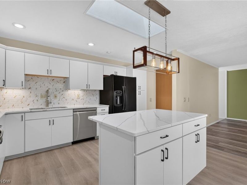 33066 Cedar Branch Circle, North Ridgeville, OH 44039 Photo 16