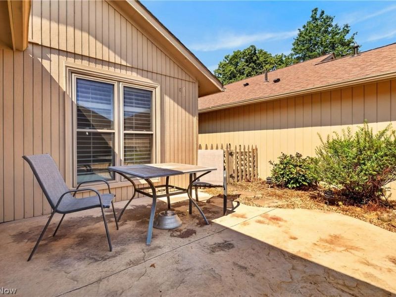 33066 Cedar Branch Circle, North Ridgeville, OH 44039 Photo 42