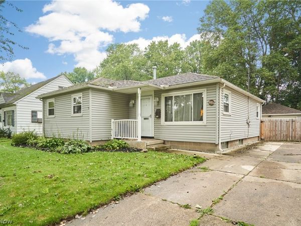 183 S Frank Boulevard , Akron, OH 44313