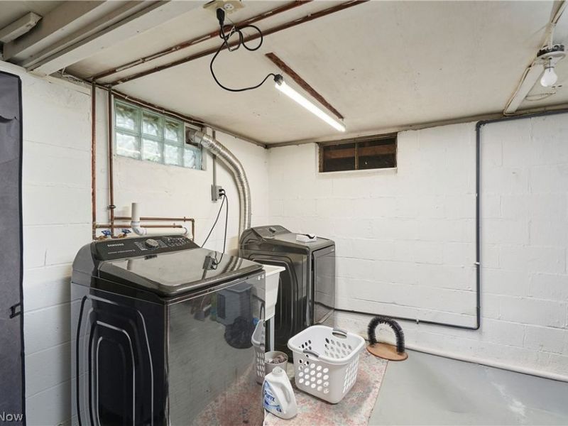 183 S Frank Boulevard, Akron, OH 44313 Photo 15