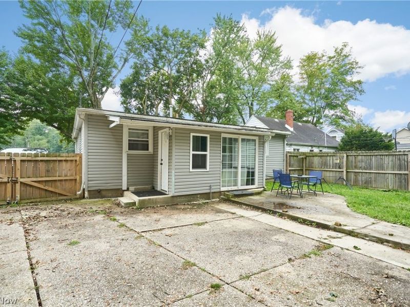 183 S Frank Boulevard, Akron, OH 44313 Photo 18