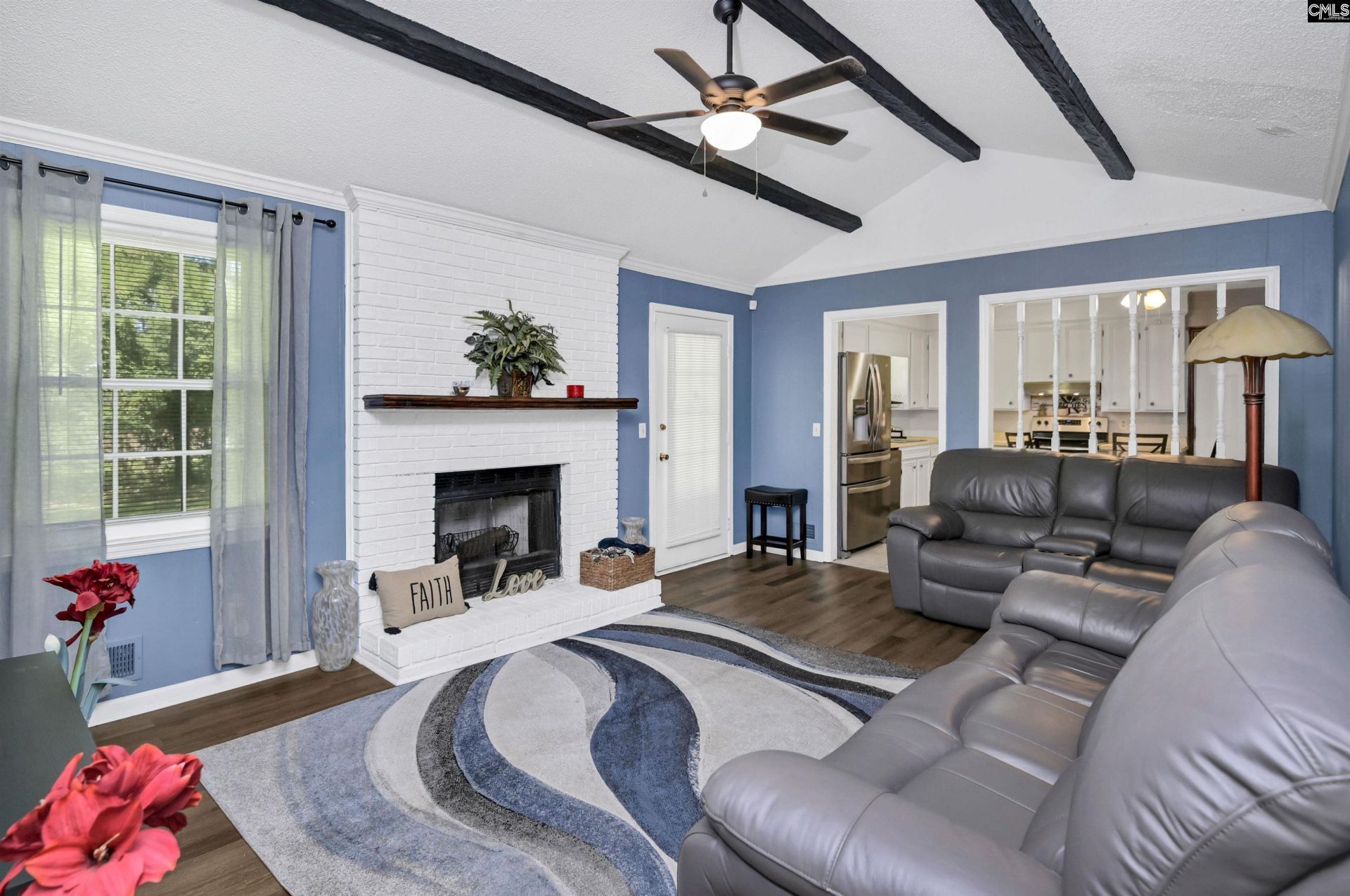 209 Sommerset Drive  Photo 10