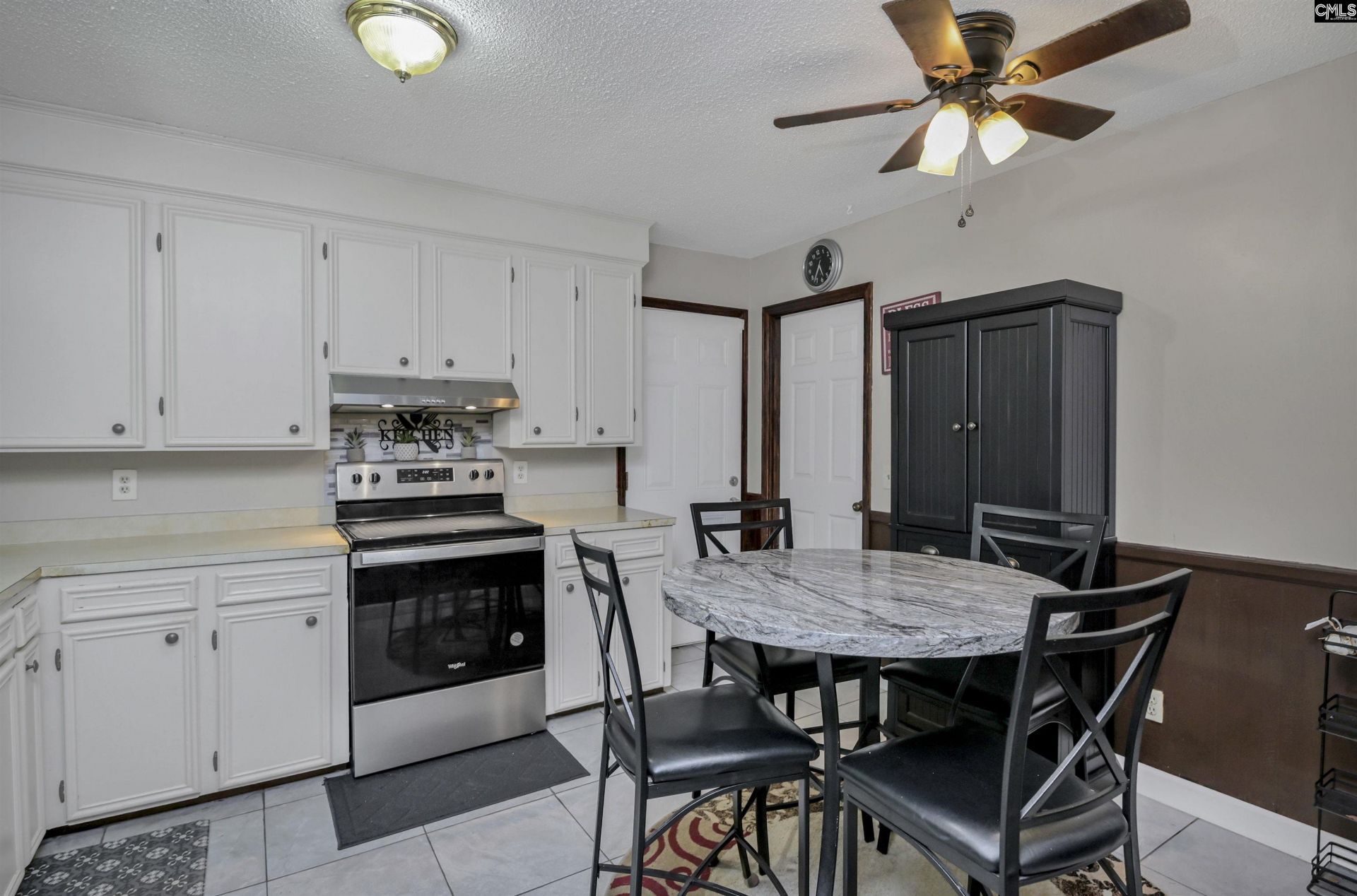 209 Sommerset Drive  Photo 13