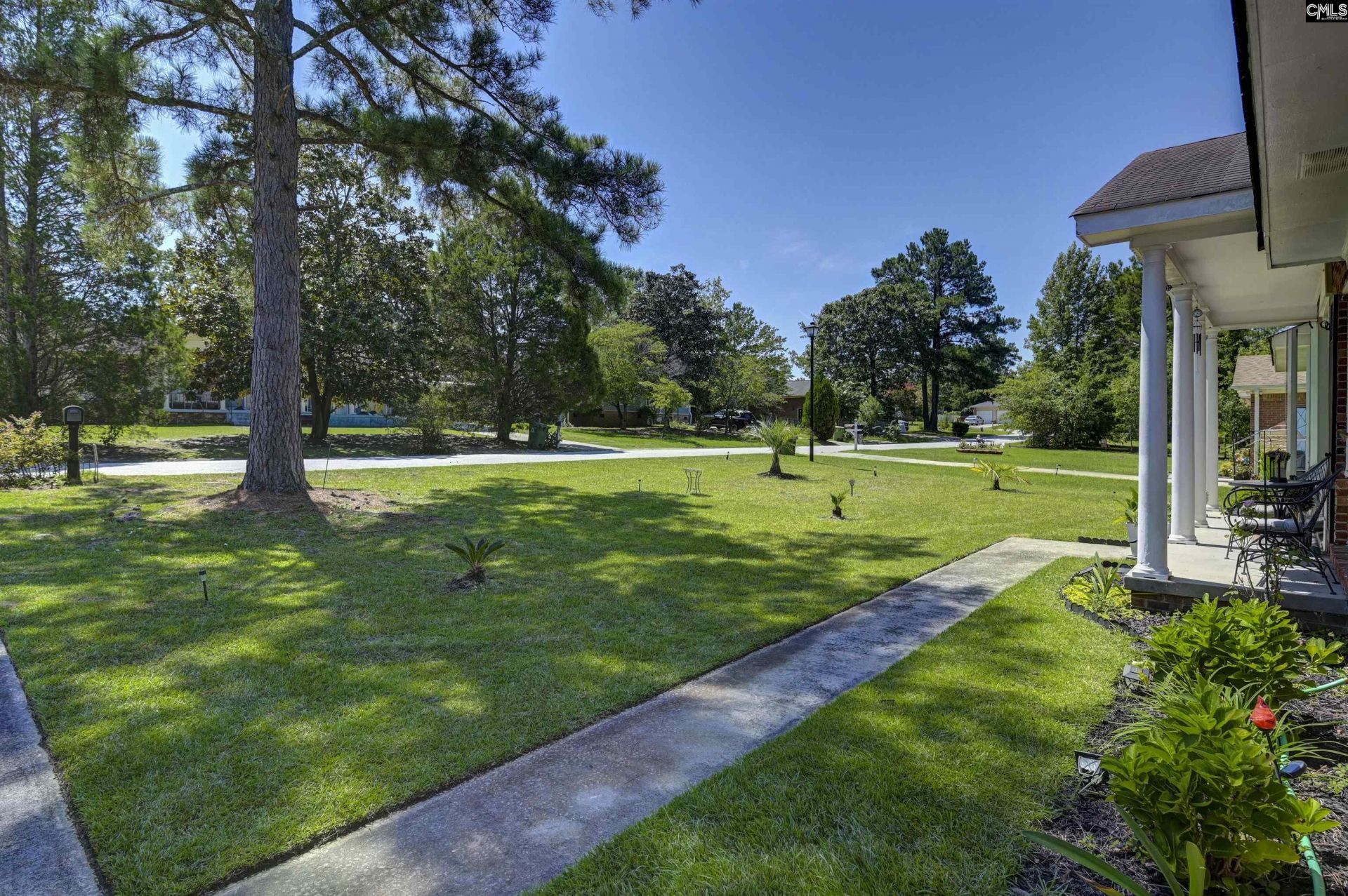 209 Sommerset Drive  Photo 24
