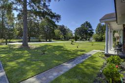 209 Sommerset Drive  photo 4