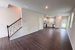204 Socrates Street  photo 4