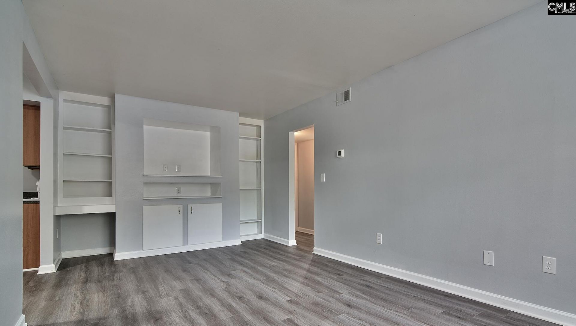 1658 Horseshoe Drive  Photo 4