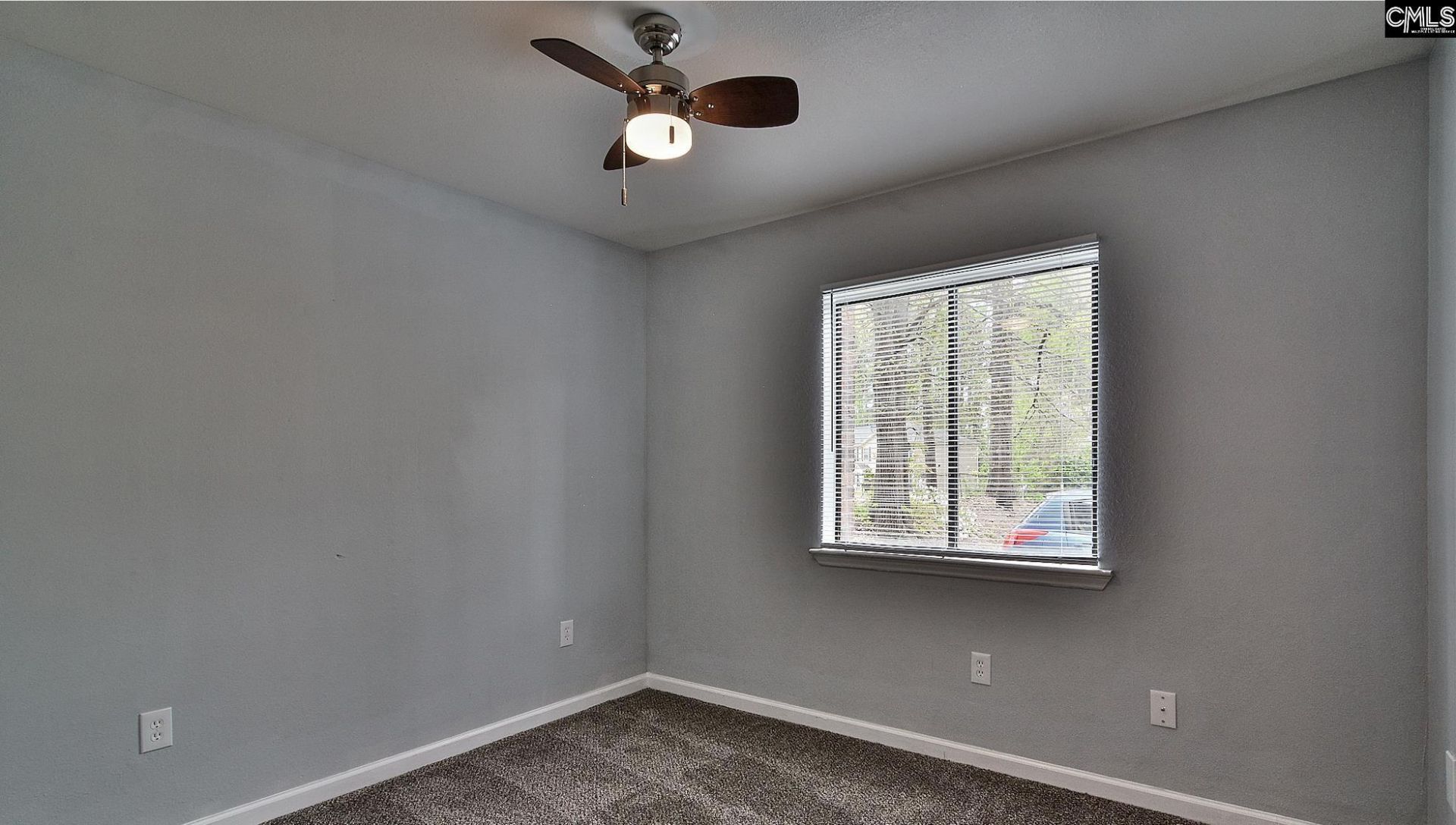 1658 Horseshoe Drive  Photo 9