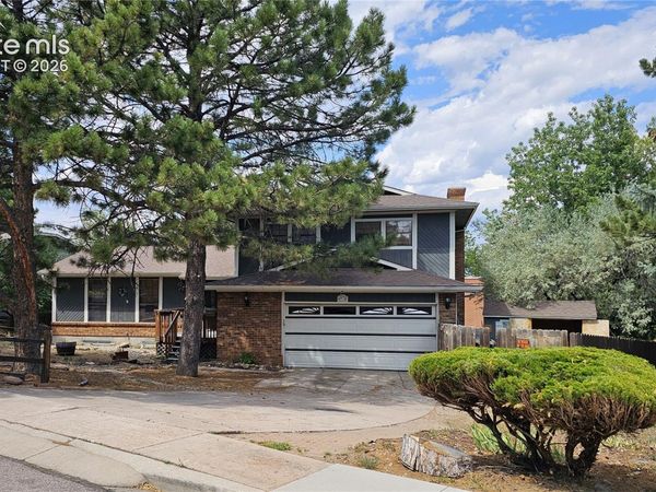 4746 Yarrow Place, Colorado Springs, CO 80917
