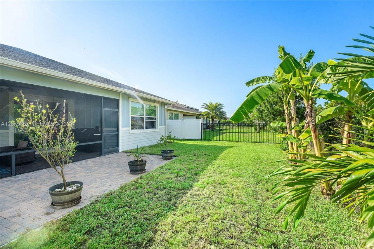1393 Wandering Willow Way, Loxahatchee, FL 33470 Photo