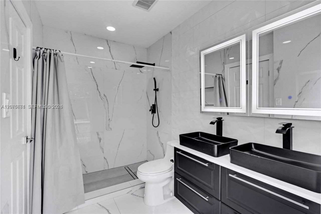 7031 SW 12th St, Pembroke Pines, FL 33023 Photo