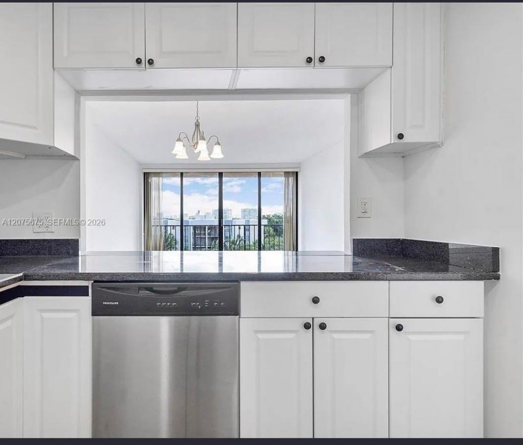 1470 NE 123rd St , Unit A603, North Miami, FL 33161 Photo